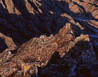 《世界终末俱乐部》11月30日登陆Steam 支持中文